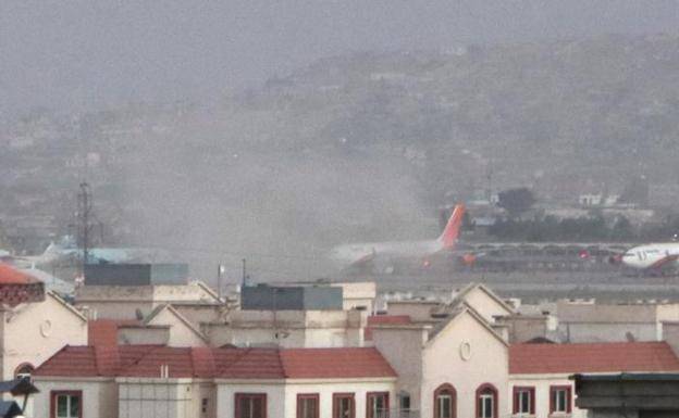 Proyectil provoca explosión cerca del aeropuerto de Kabul