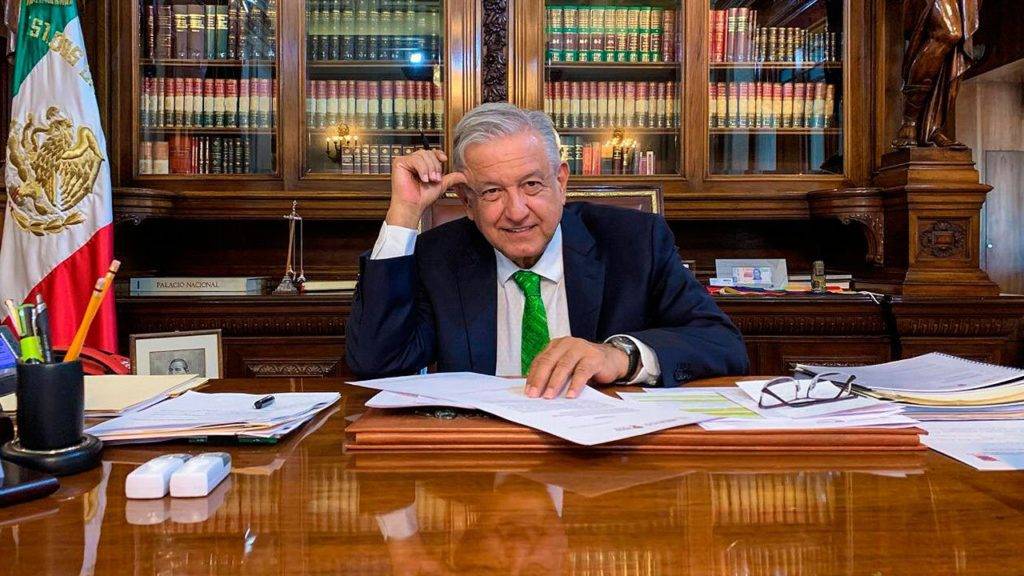 Estos son los mensajes de AMLO con motivo de su Tercer Informe