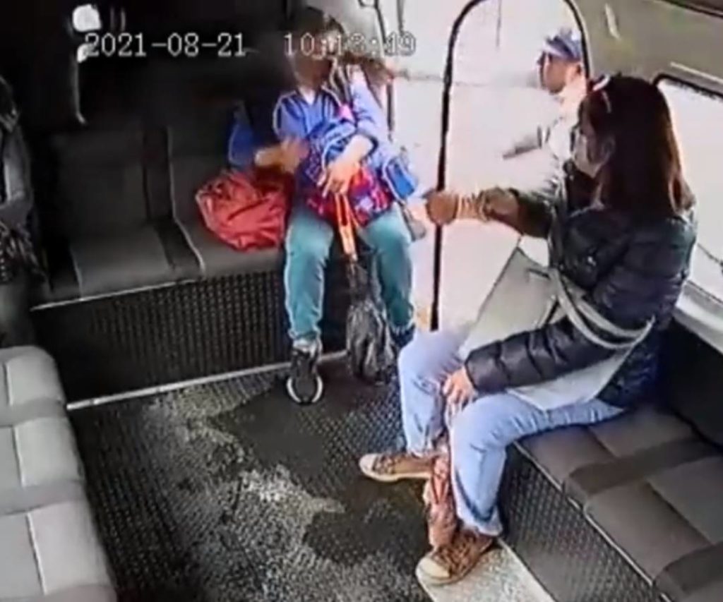 Balean a chofer de una combi en Edomex por impedir asalto