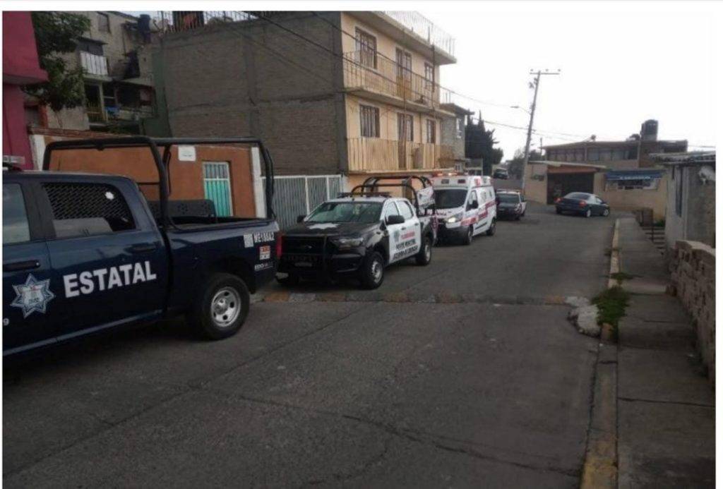 Rescatan a pequeño de 5 años que era amarrado por sus padres en Atizapán