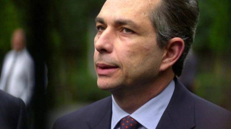 Ordenan aprehensión del empresario Cabal Peniche por presunto fraude