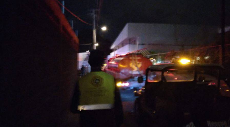 Explosión en contenedor de combustible en Puebla deja 2 fallecidos y 3 heridos