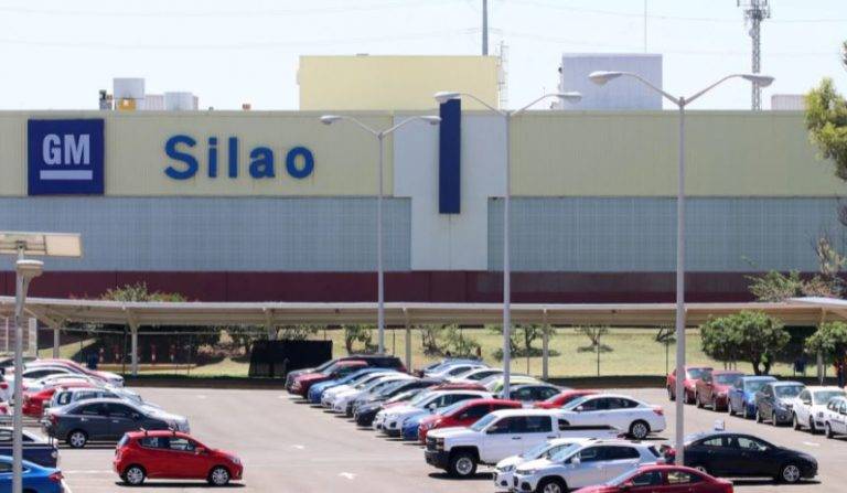 Trabajadores de GM se rebelan ante "caciques"; habrá nuevo contrato laboral, dice la empresa
