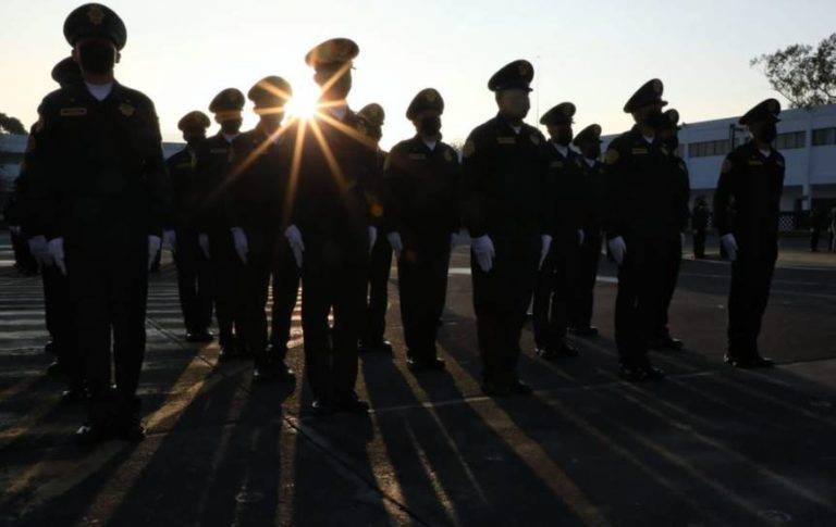 Sheinbaum encabeza graduación de policías, se suman 240 elementos a la SSC