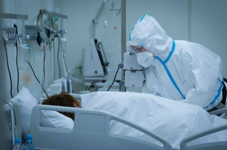 Hospitalizaciones en la CDMX se desaceleraron 49%