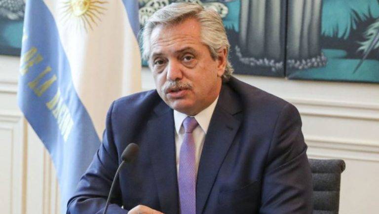 Presidente de Argentina cancela su participación en la Celac por crisis en su gobierno