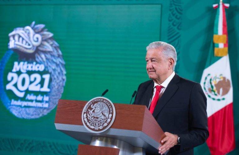 En octubre inicia vacunación a niños con enfermedades crónicas: AMLO