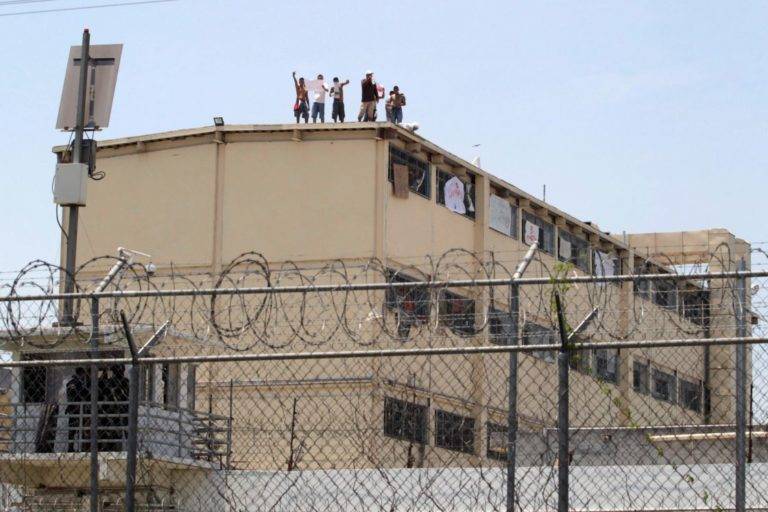 Riña en penal de Sinaloa deja 2 muertos; restringen visitas