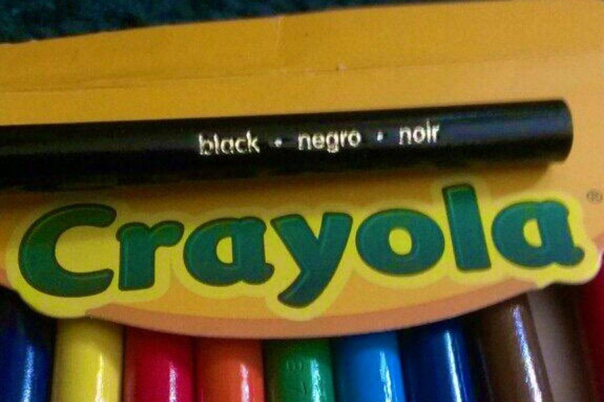 Crayola es tachada de racista por el color “negro”