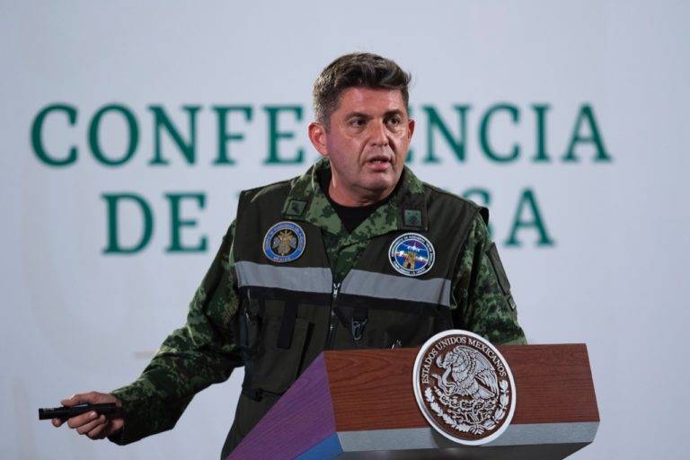 No hay moches en Santa Lucía; se paga IMSS e ISR: Sedena