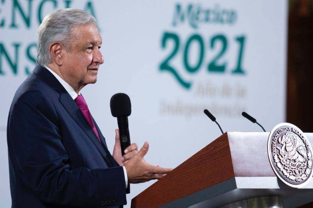 Hay mucho futuro para la inversión privada nacional y extranjera: AMLO