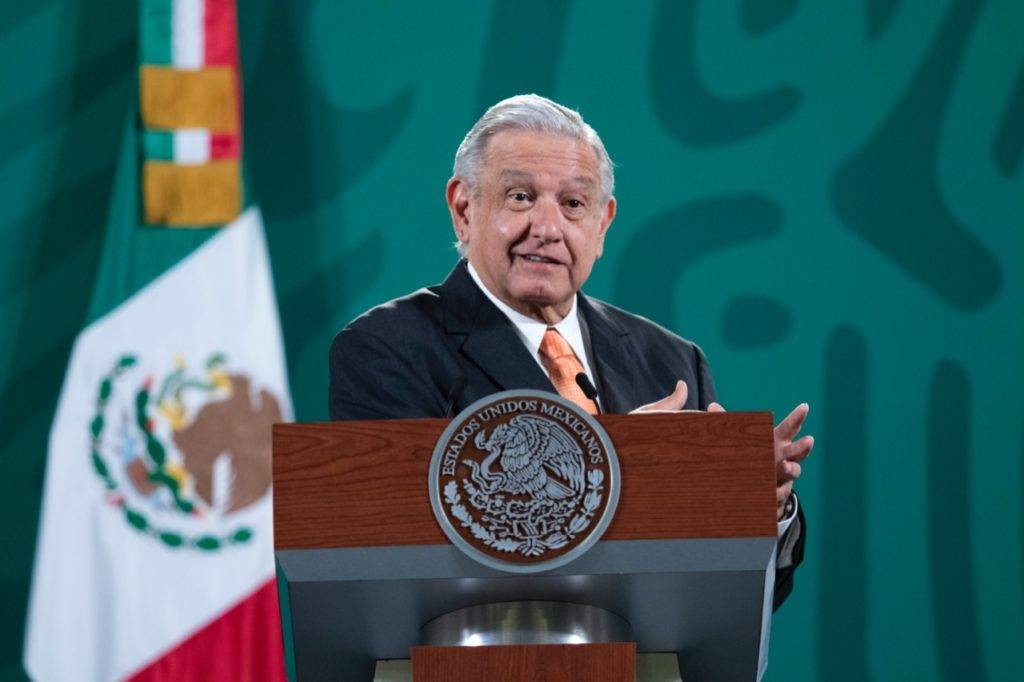 Se hará grito de Independencia y desfile; definiremos si con público: AMLO