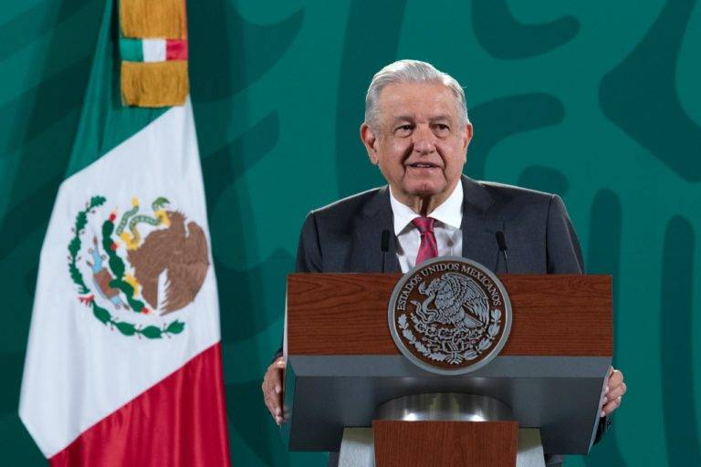 No quiero calles, estatuas, hospitales o escuelas con mi nombre: AMLO