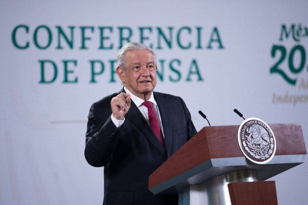 AMLO invita a participar en simulacro del 19S