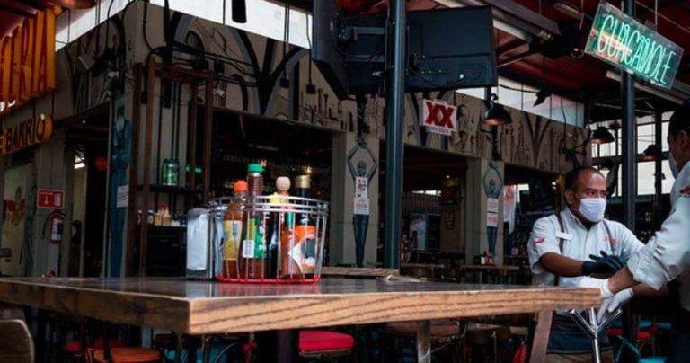 Ya está en amarillo la CDMX; reabrirán bares, cantinas y antros