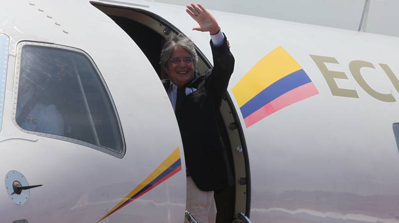 Igual que AMLO, presidente de Ecuador venderá avión presidencial