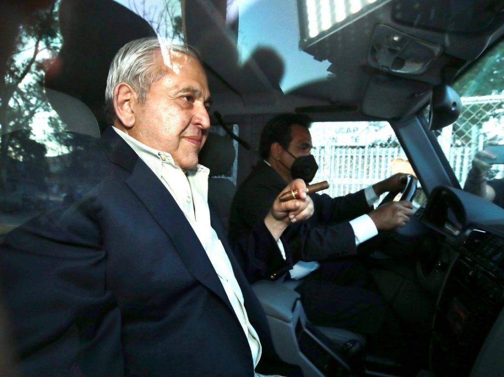 FGR revela el acuerdo reparatorio de Ancira con Pemex