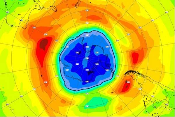 Agujero en capa de ozono supera tamaño de la Antártida