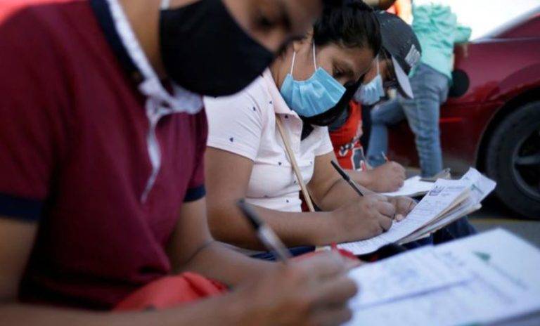 Morena busca elevar a rango constitucional el derecho a un seguro de desempleo