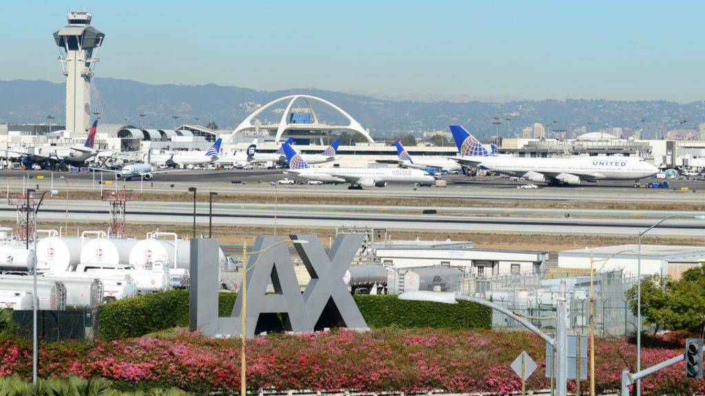 Aeropuerto Internacional de Los Ángeles por supuesto francotirador
