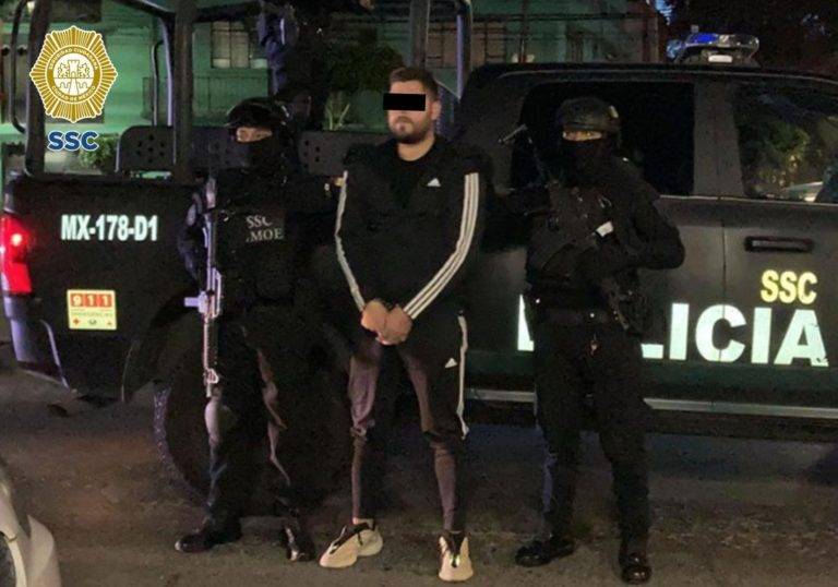 Detienen a presuntos responsables de balacera en el AICM
