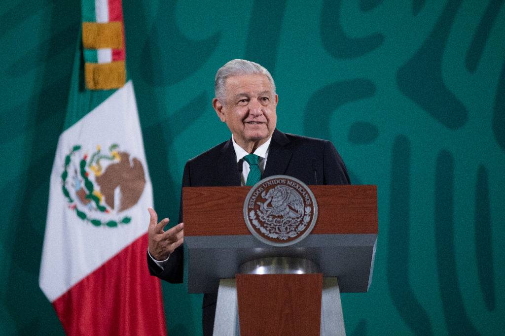 Respetaremos autonomía de UNAM y nunca le faltarán recursos: AMLO