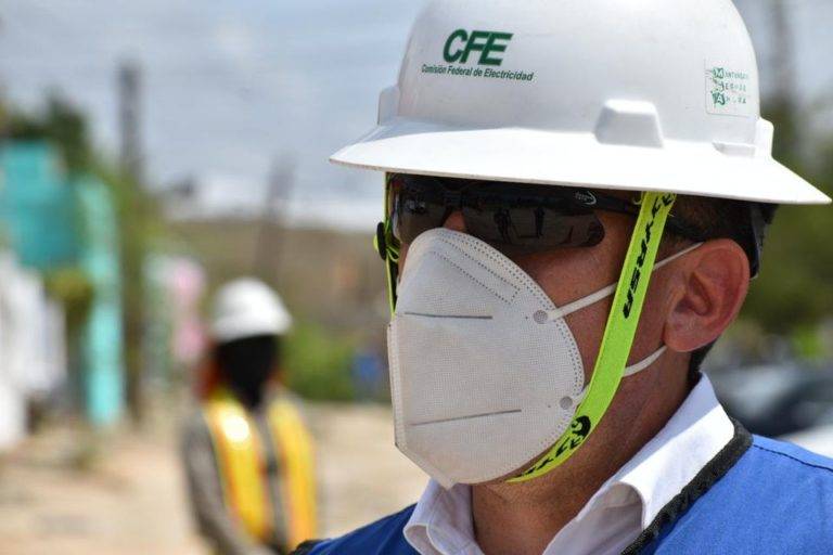 Vamos todos juntos a defender a la CFE, exhortó de Bartlett
