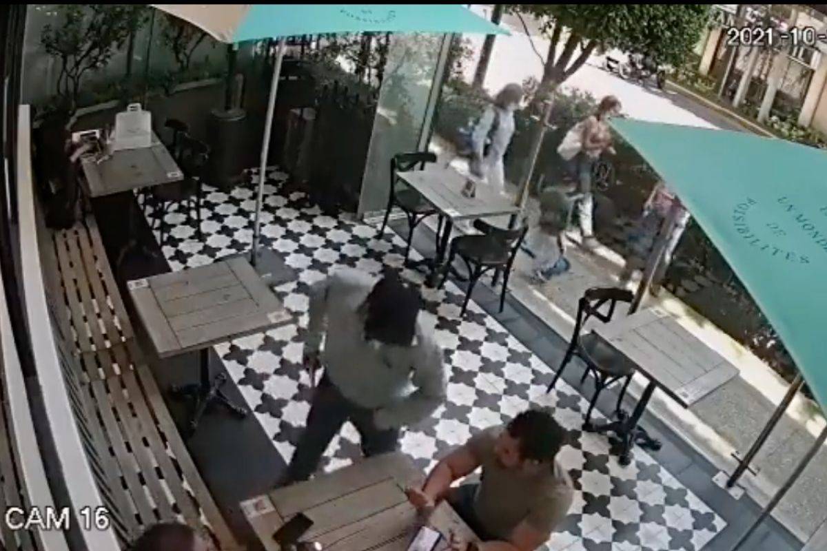 Ladrón roba a comensal en plena luz del día en terraza de Polanco