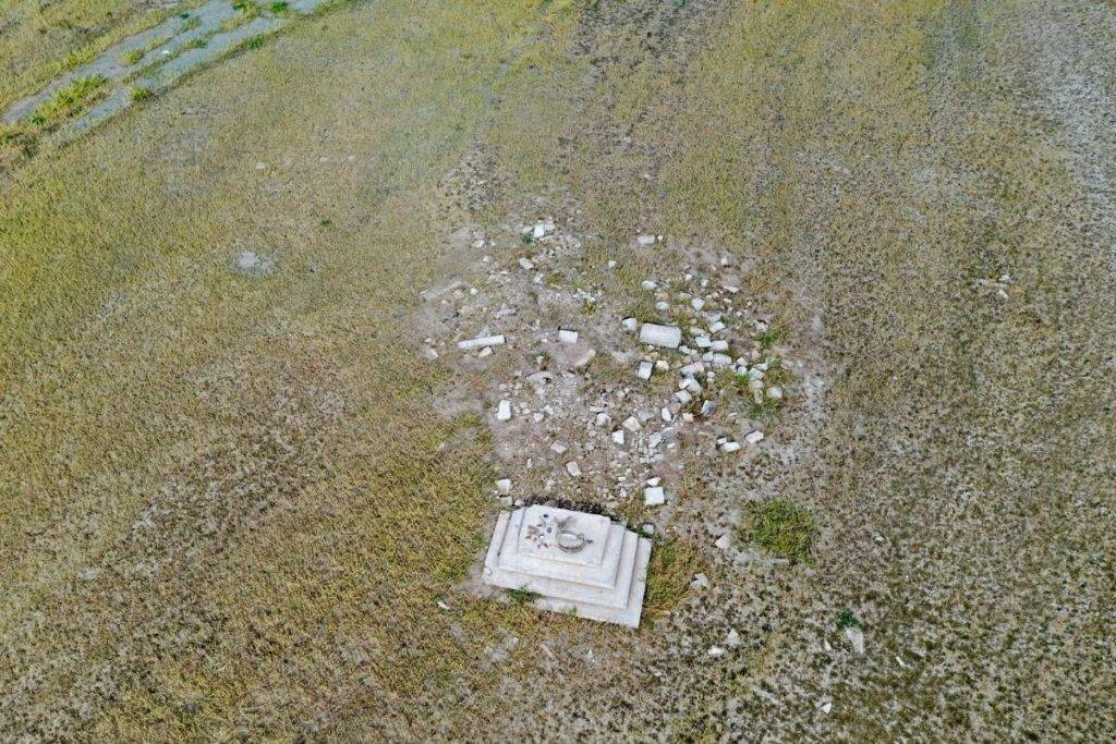 Ciudad fantasma sumergida bajo el agua reaparece por sequía