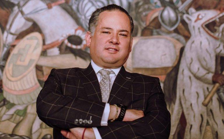 La UIF ya inició las investigaciones por los Pandora papers: Santiago Nieto