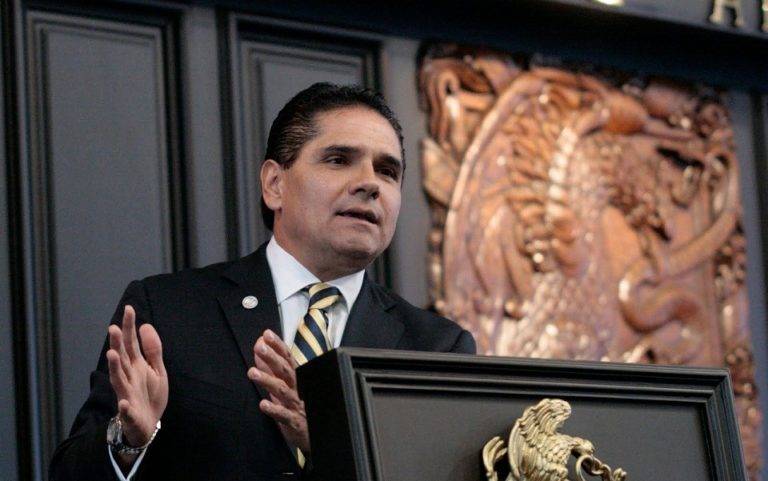 Silvano Aureoles intentó ocultar el destino de sus numerosos y “misteriosos” viajes a Estados Unidos a cargo del Gobierno de Michoacán.