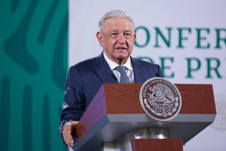 Con reforma eléctrica no se expropiarán, ni afectarán empresas: AMLO