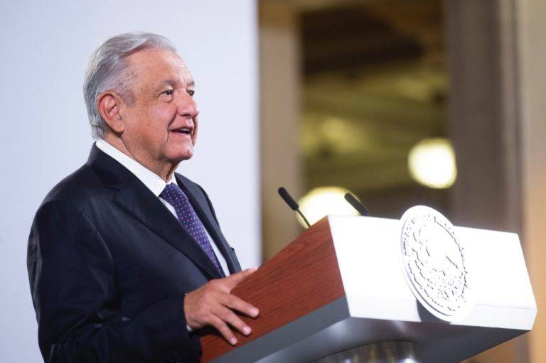 AMLO apoyará a gobernadores entrantes con pago de deudas y nóminas