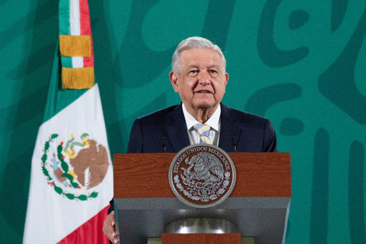 Frontera entre México y EE.UU. reabrirá en noviembre: AMLO