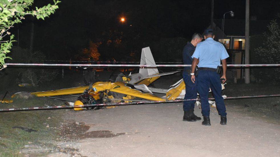 Avioneta se estrella luego de realizar acrobacias en Argentina