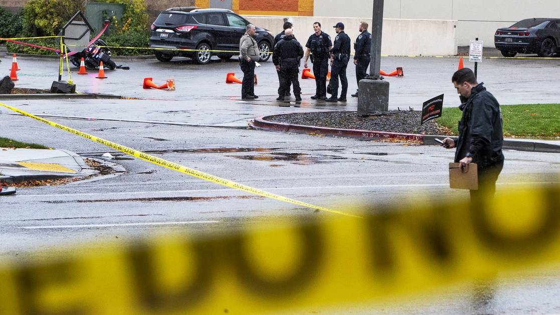Balacera en centro comercial de Idaho deja 2 muertos y 4 heridos