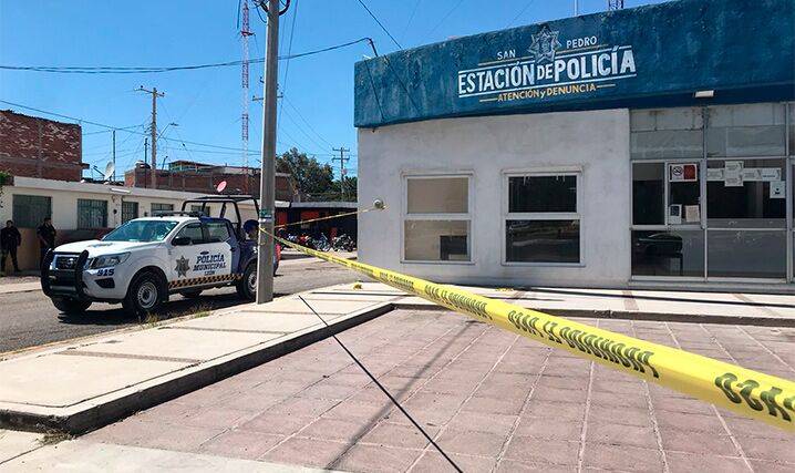 Atacan tres casetas de policías en León, Guanajuato; hay un oficial muerto