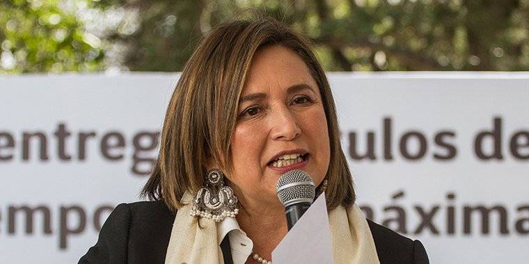 Xóchitl Gálvez precisó que los ademanes que hizo durante el discurso de Ifigenia Martínez, era en contra del presidente, López Obrador.