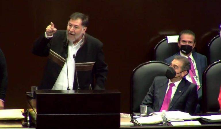 Lorenzo Córdova debe renunciar, pedí su juicio político: Noroña