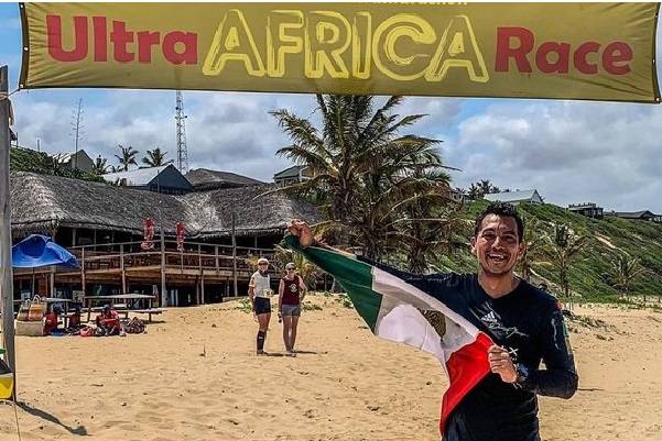 Ultramaratonista mexicano varado en África