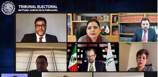 Tribunal Electoral en sesión el 1 de noviembre de 2021