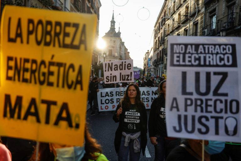Se dispara el costo de la luz en España, aumenta 425%