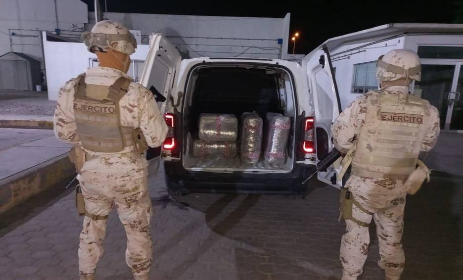 Ejército decomisa más de 180 kilos de metanfetaminas, cocaína, heroína y fentanilo en BC