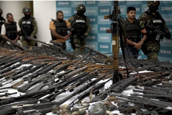 Armas de Estados Unidos en México
