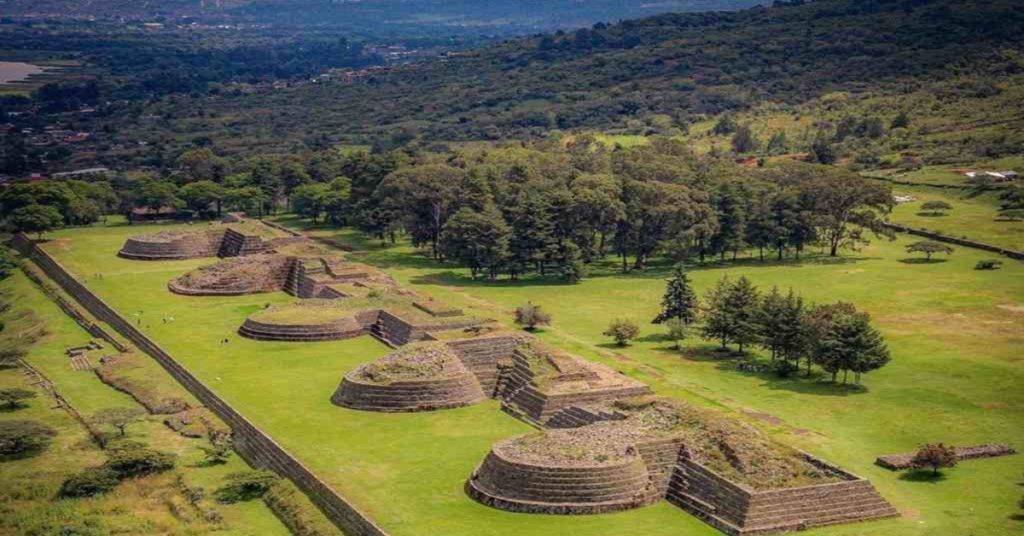 Arqueólogos del INAH encontraron nuevas estructuras en la zona arqueológica de Tzintzuntzan, Michoacán empleando tecnología de LIDAR, que sirve para detectar elementos y generar imágenes digitales 