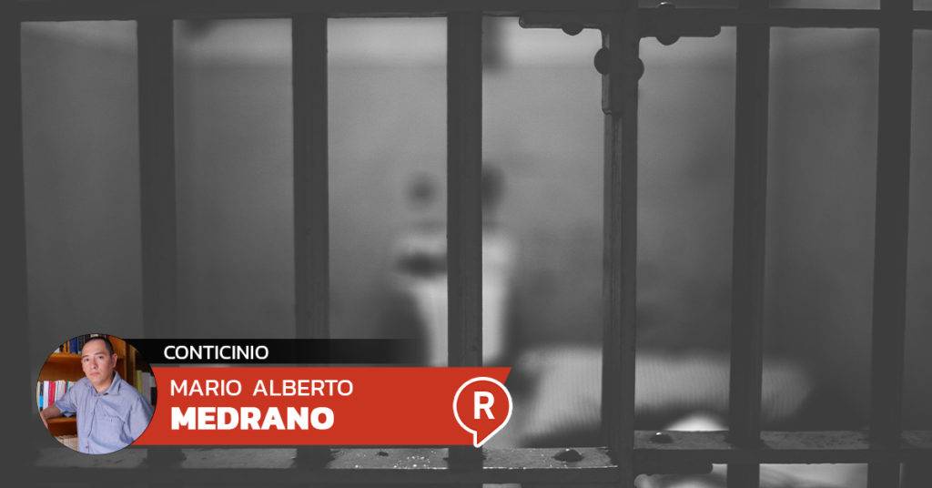 El escritor Mario Alberto Medrano comparte un fragmento de 'Diario Roto', un texto que narra el paso de una mujer por la cárcel y su vida después de ella.