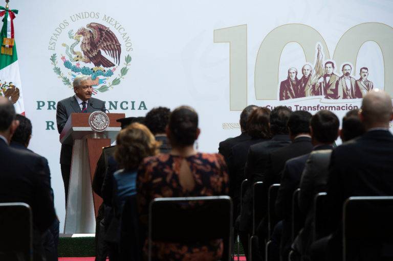 No solamente estamos rescatando a Pemex, sino a la industria eléctrica: AMLO