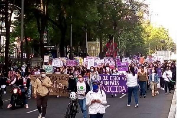 Marcha por asesinato de joven Sofía de prepa 4