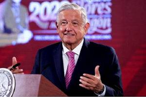 AMLO urge a Fiscalía resolver