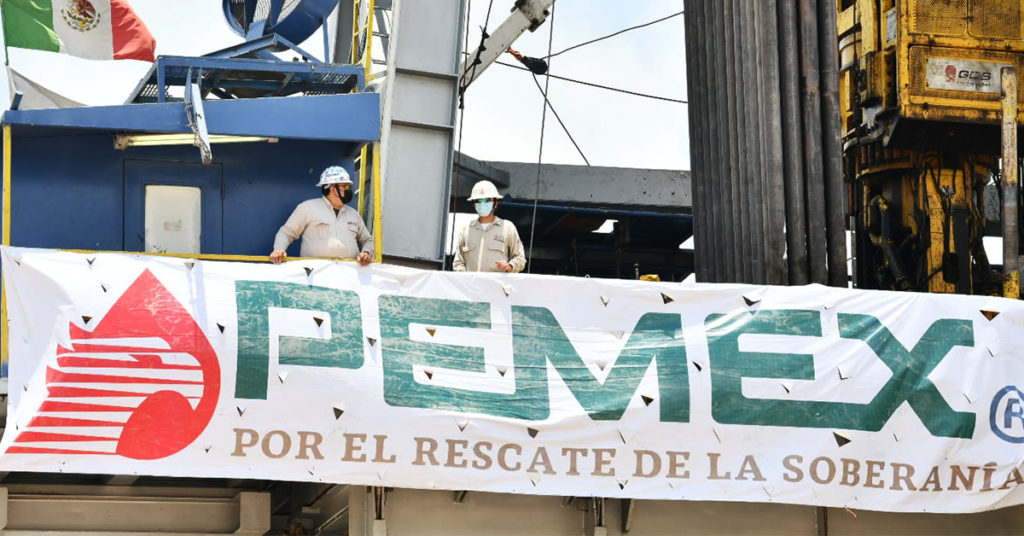 Pemex aclaró que la compra de hielos se hace en cumplimiento al Contrato Colectivo de Trabajo, que establece hidratar a sus empleados en zonas calurosas.